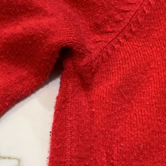 BIZARRE | Red Sequin 3/4 Sleeve Women’s Christmas Holiday Pullover Sweater - Picture 8 of 14